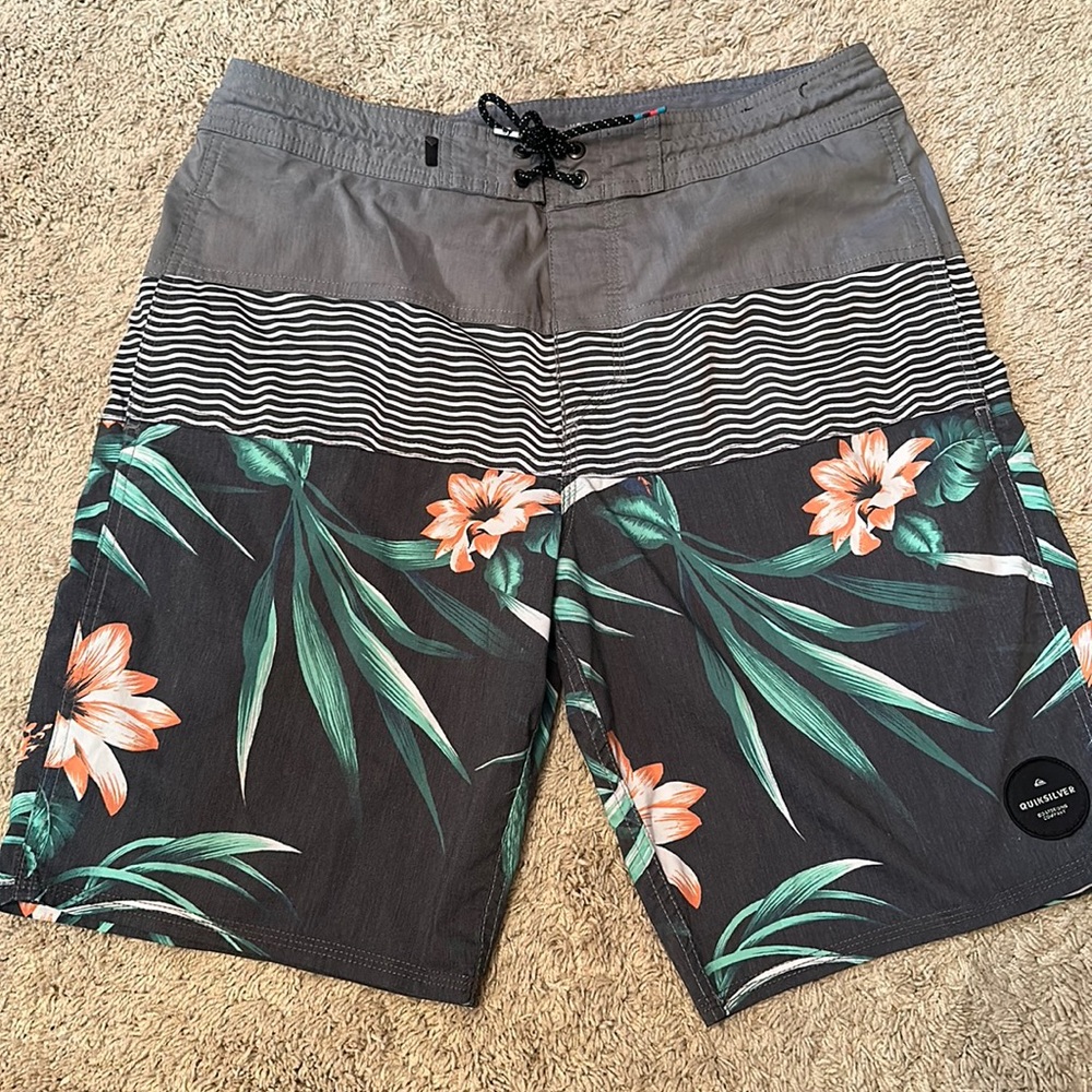 Quicksilver board shorts